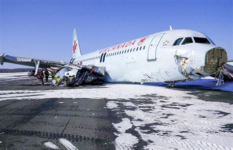 Air Canada flight AC8958 .